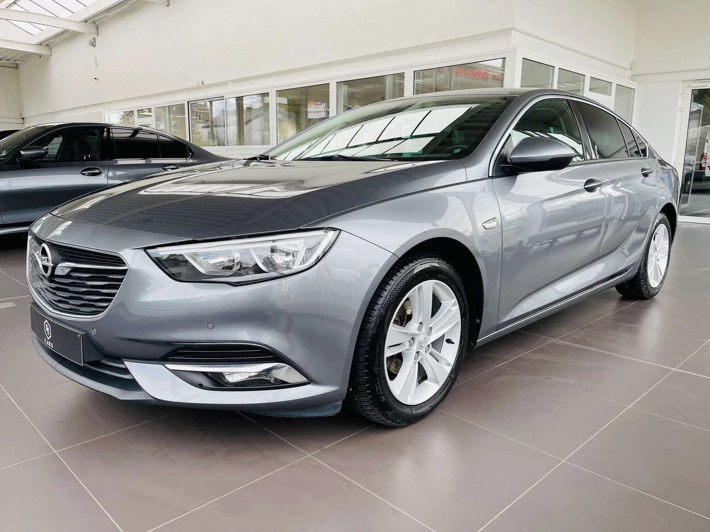 Opel Insignia 2.0 CDTi * GARANTIE + GPS + CLIM AUTO + CAMERA, Auto's, Opel, 4 deurs, Stof, Euro 6, 4 cilinders