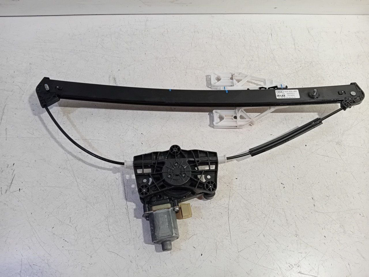 Raammechaniek elektrisch rechts achter Audi RS, Onderdelen@venauto.nl, Van der Ven Autorecycling B.V., Gebruikt, Ettenseweg 76, 4706 PB Roosendaal, The Netherlands
