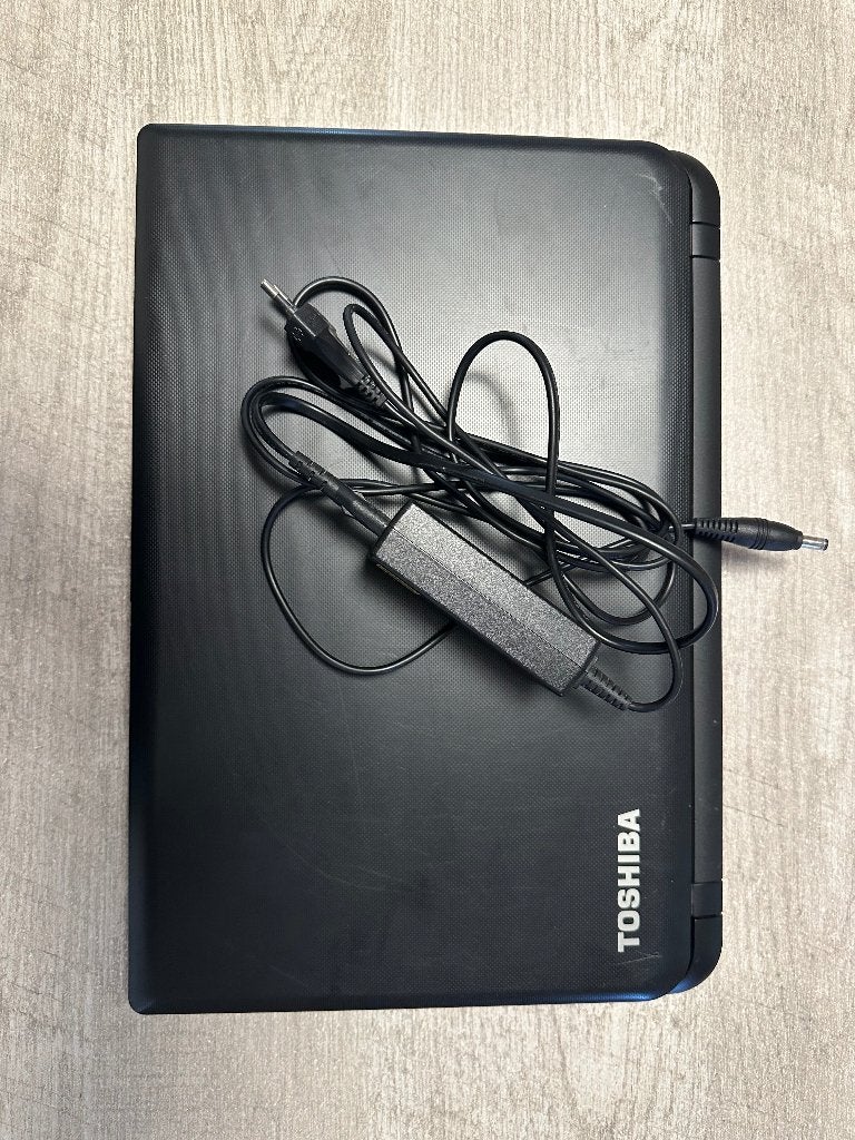 PC Toschiba pour pièces, Informatique & Logiciels, Toshiba, Moins de 2 Ghz, Enlèvement, Utilisé