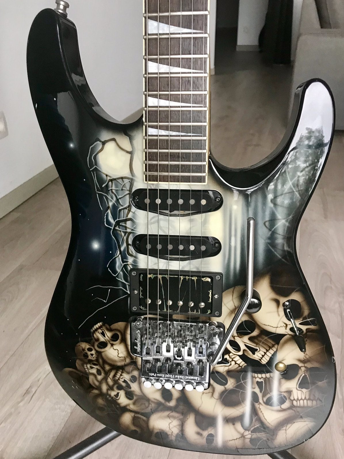 Jackson pile of skulls DK2 (MIJ), Ophalen, Zo goed als nieuw