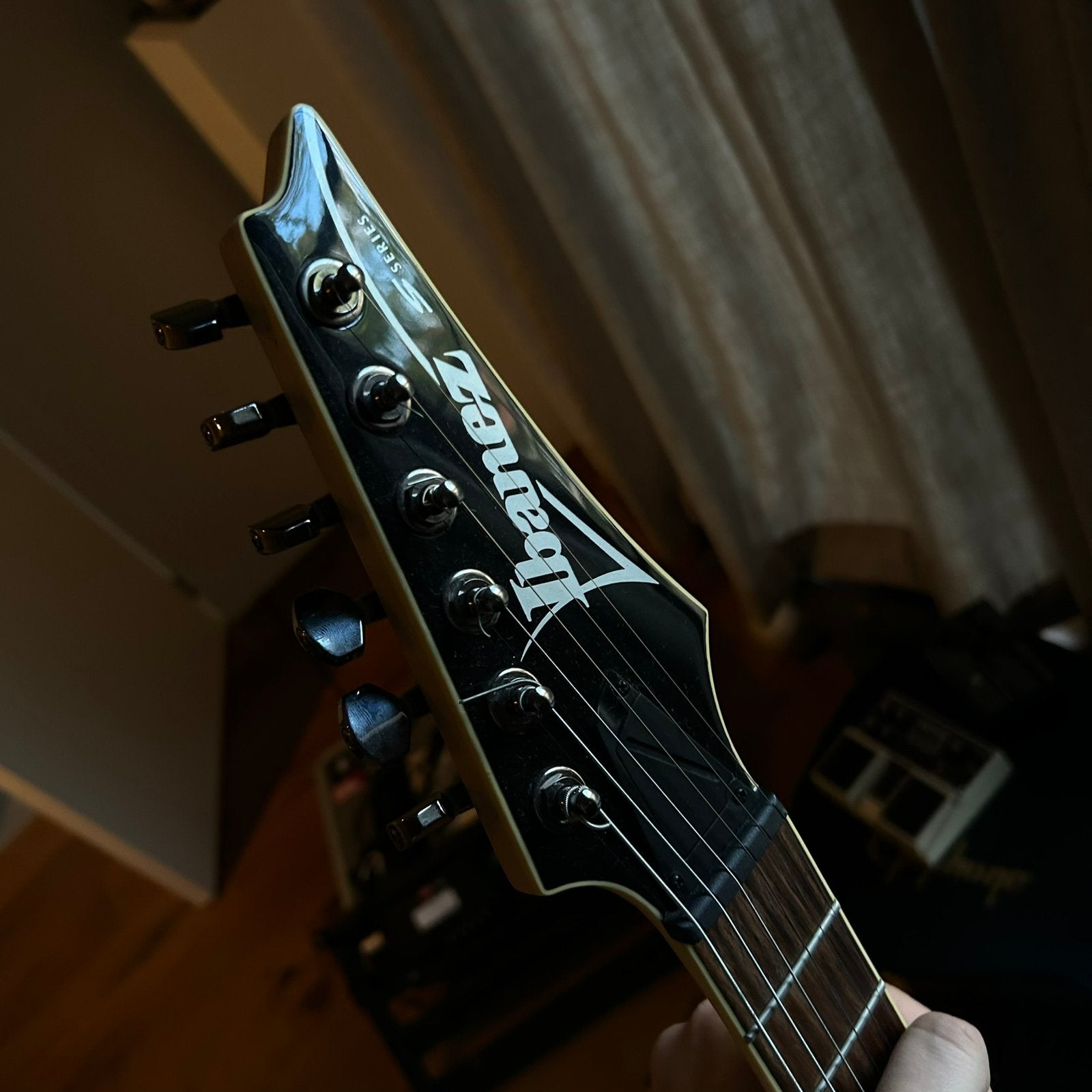 Ibanez S771PB-NTF (Natural, ruil mogelijk), Muziek en Instrumenten, Ophalen, Zo goed als nieuw