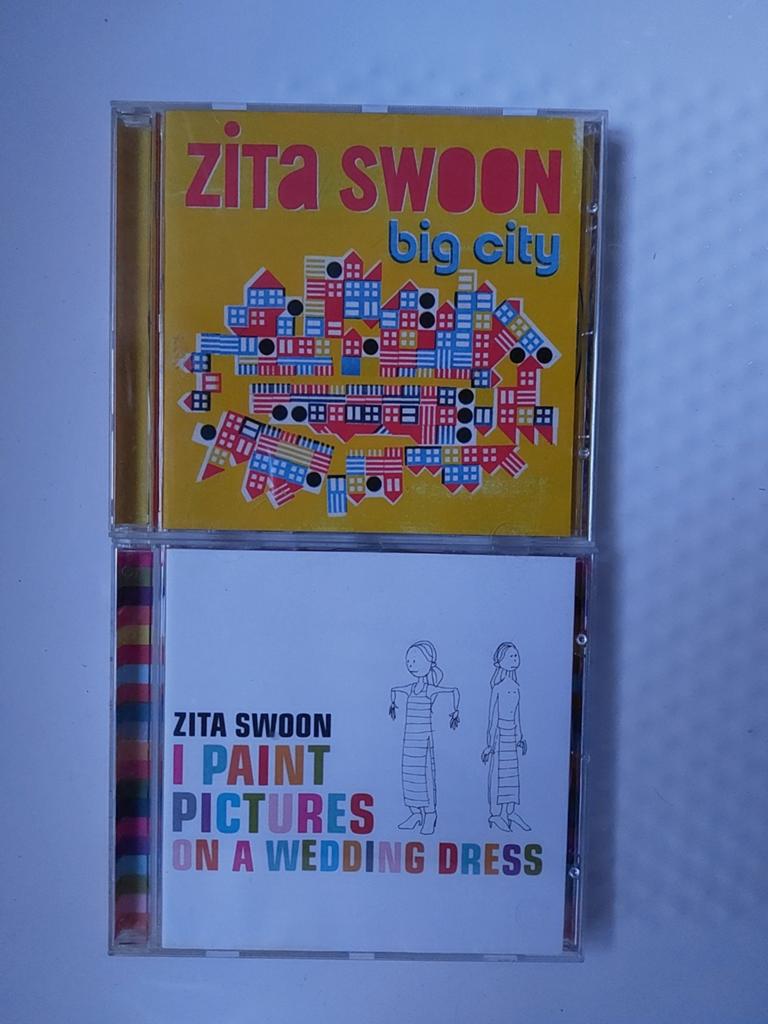 ZITA SWOON, Verzenden