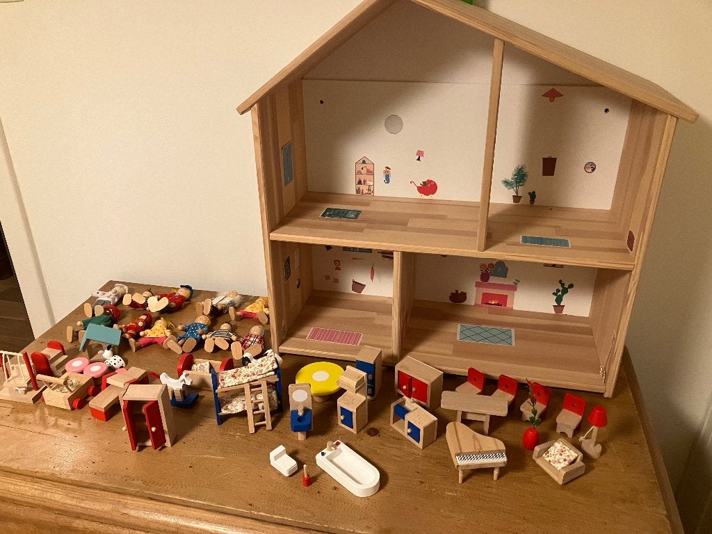 houten poppen speelhuis met toebehoren, Ophalen