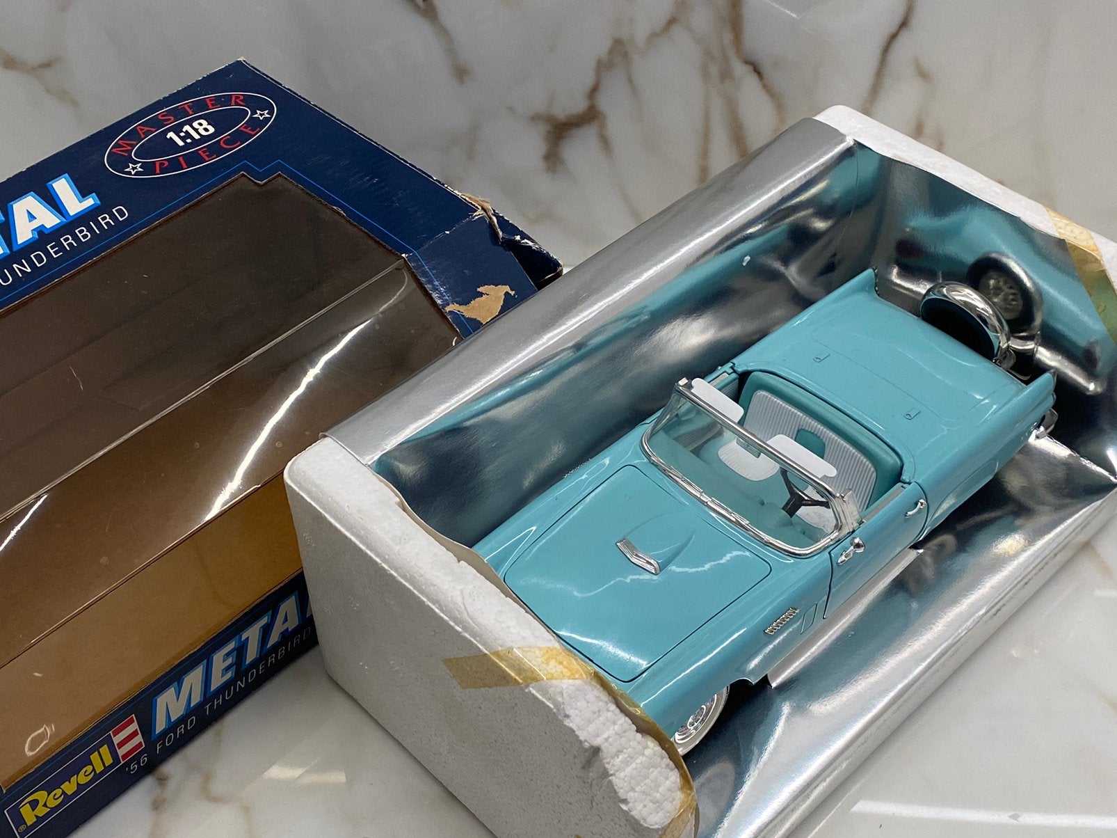 Revell Ford Thunderbird - 1955 - 1:18, Ophalen of Verzenden, Zo goed als nieuw, Auto, Revell
