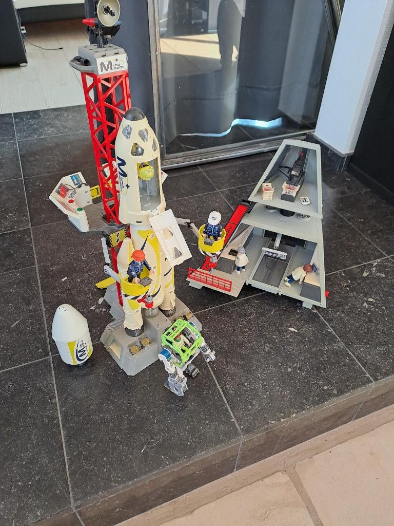Playmobil - lanceerplatform raket, Kinderen en Baby's, Ophalen, Zo goed als nieuw, Complete set