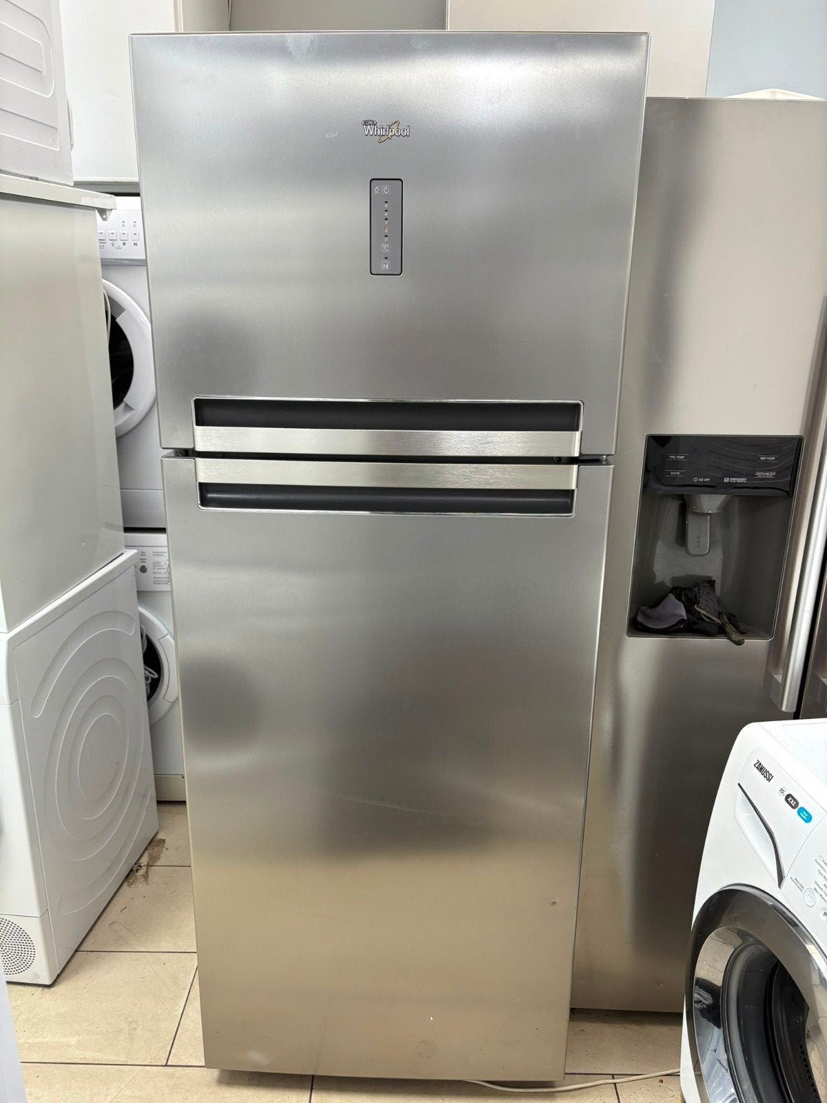 Refrigirateur no frost de marque whirlpool A+++ 200€, Ophalen of Verzenden
