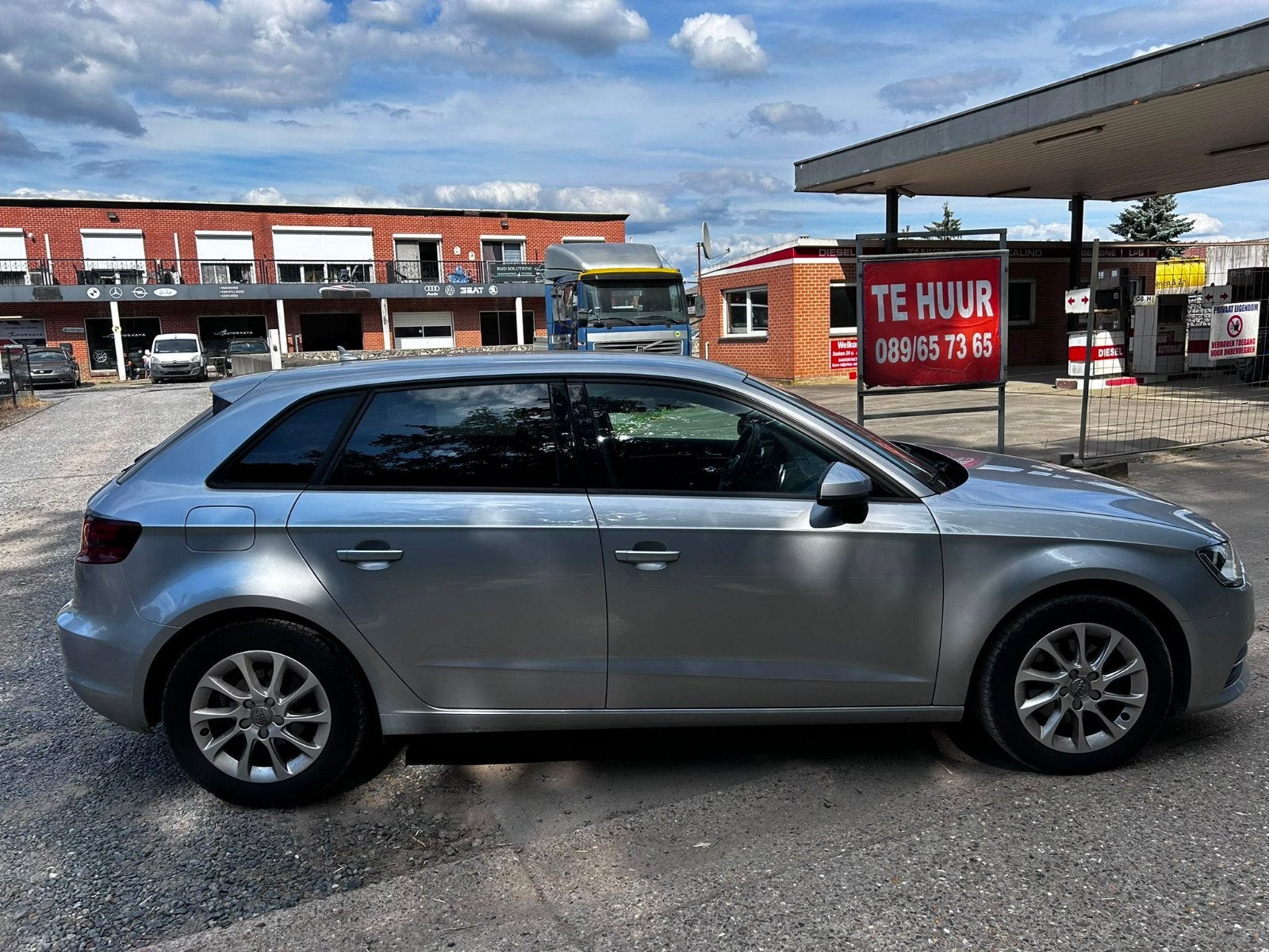 Audi A3 1.6 Diesel km 118.000 bj 2016, Voorwielaandrijving, Stof, Zwart, 4 cilinders