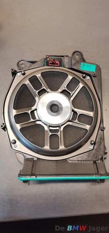 SubWoofer Bas Links BMW G30 G31 G32 G11 G12 F90 65139353987, Gebruikt, Ophalen of Verzenden, BMW