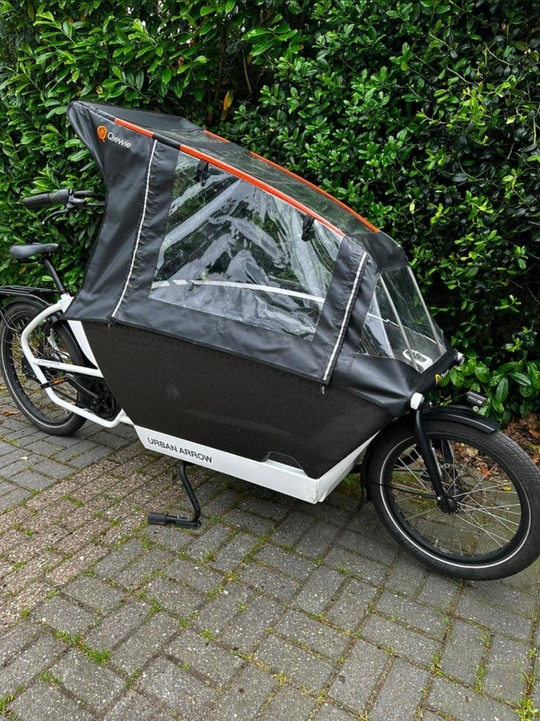 Urban Arrow Family (2022) – Bosch / Enviolo –riemaandrijving, Ophalen, Elektrisch