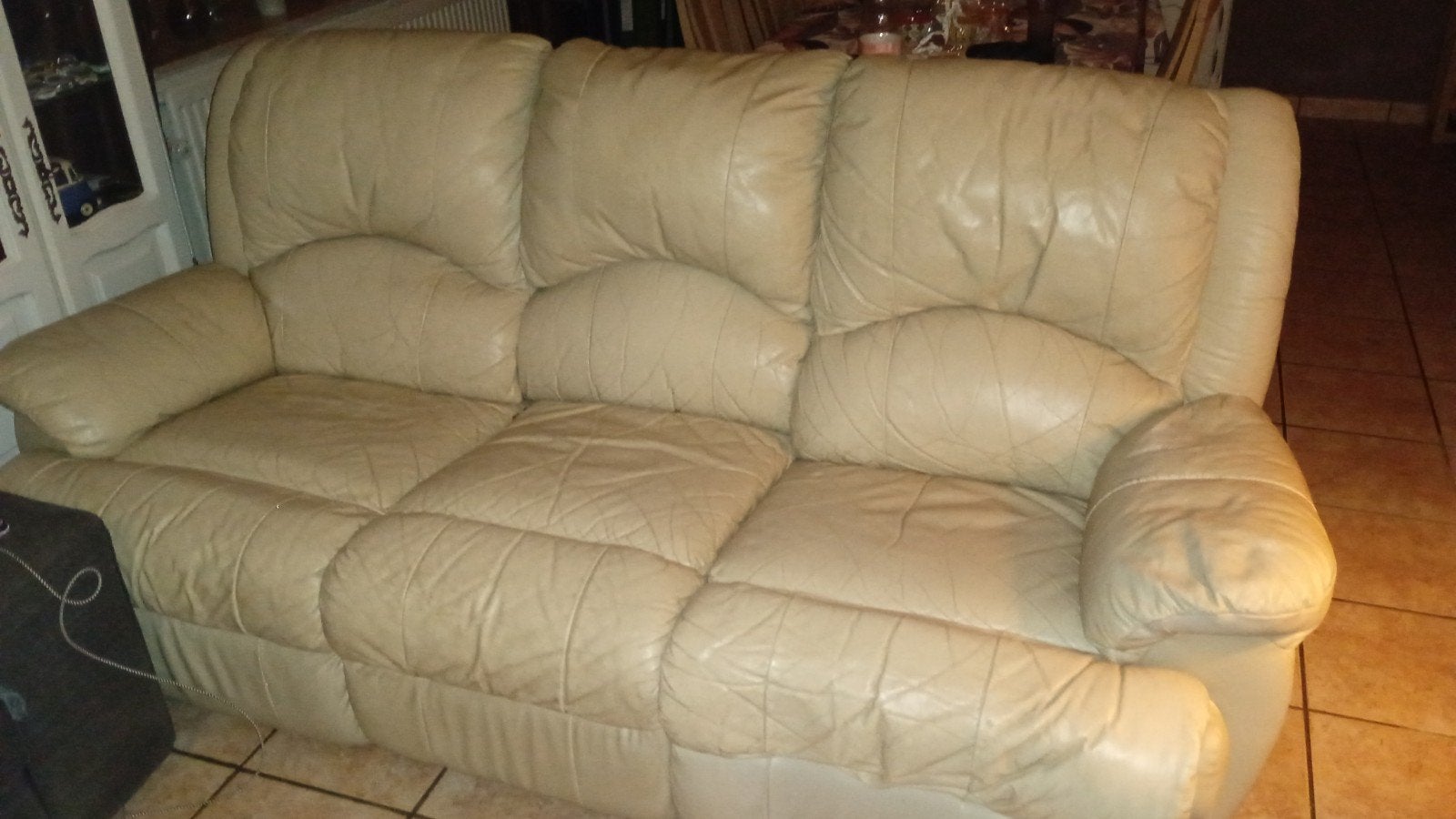 FAIRE OFFRE de ce canapé cuir d'occasion en bon etat, Enlèvement, Cuir
