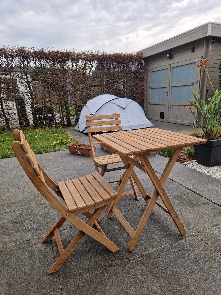 Tuintafelset: tafel 60*60 cm+  2 stoelen, Zo goed als nieuw, Tuinset, Hout, Eettafel
