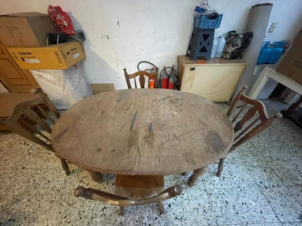 Table à manger en bois, Enlèvement, Utilisé, 4 à 6 chaises