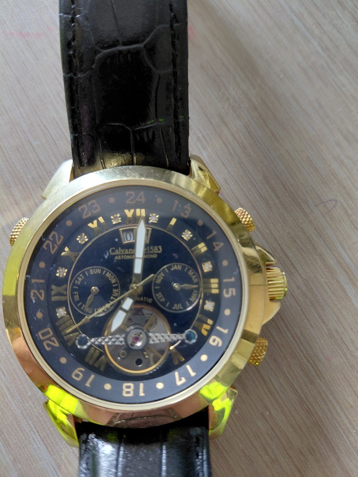 horloge te koop calvaneo gold diamond edition, Bijoux, Sacs & Beauté, Montre-bracelet, Autres marques, Enlèvement ou Envoi, Cuir