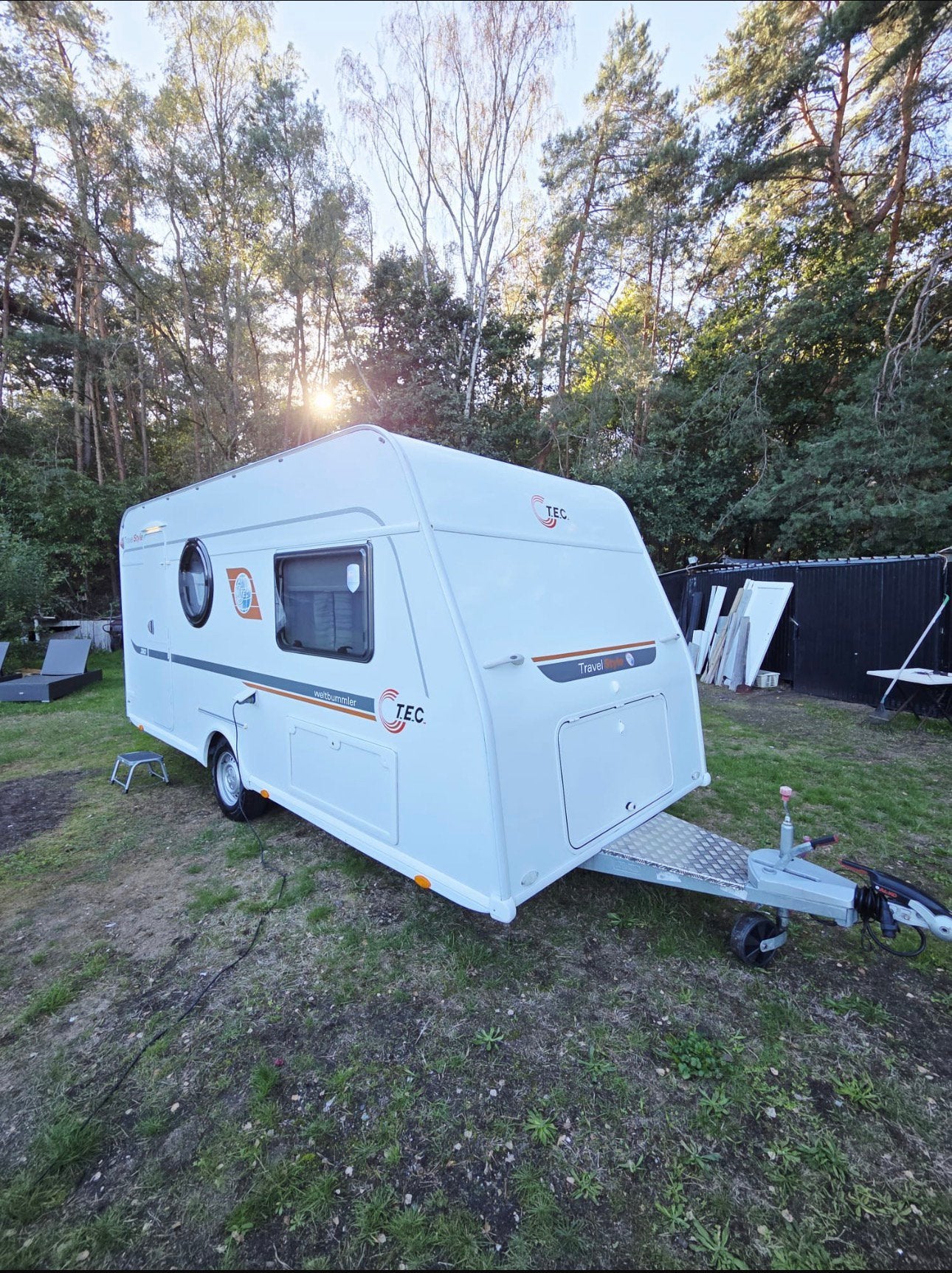 T.E.C Travel Style 2014 met voortent en airco. topstaat, Airco, Treinzit, Dwarsbed, Particulier