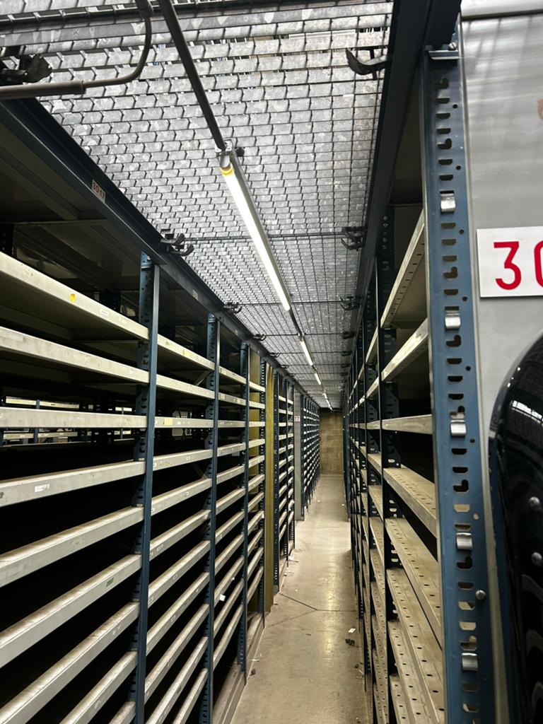 professionele metalen planken px 80 euro per stuk, Ophalen of Verzenden