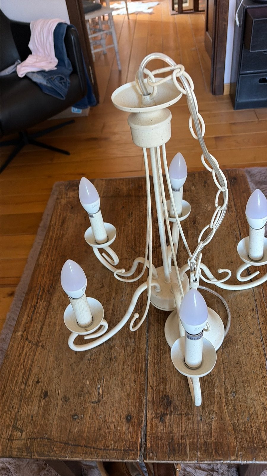Landelijke 5 armige beige luster, Huis en Inrichting, Ophalen of Verzenden, Zo goed als nieuw