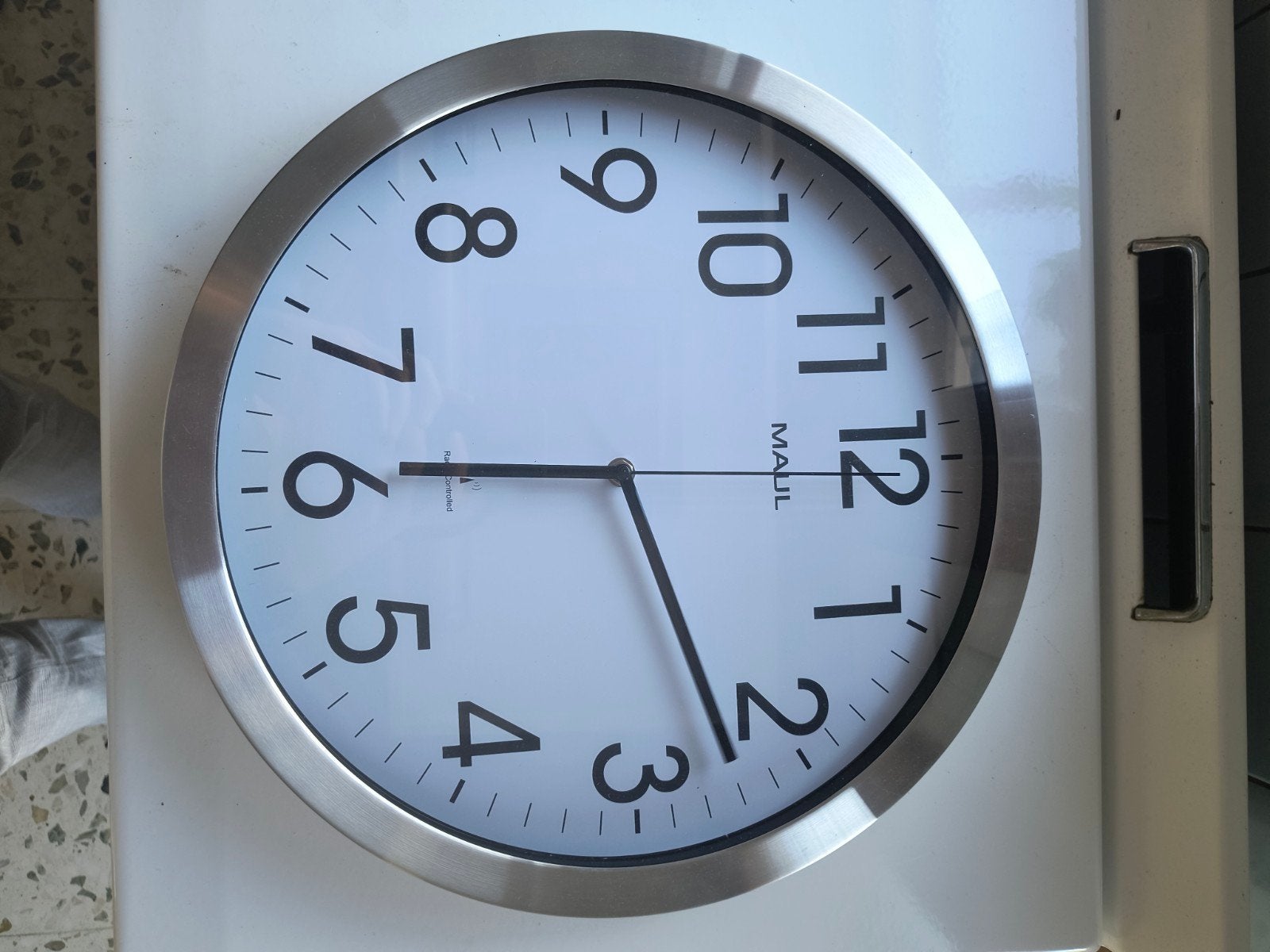 Radio gestuurde wandklok, Ophalen, Wandklok, Radiogestuurd, Analoog