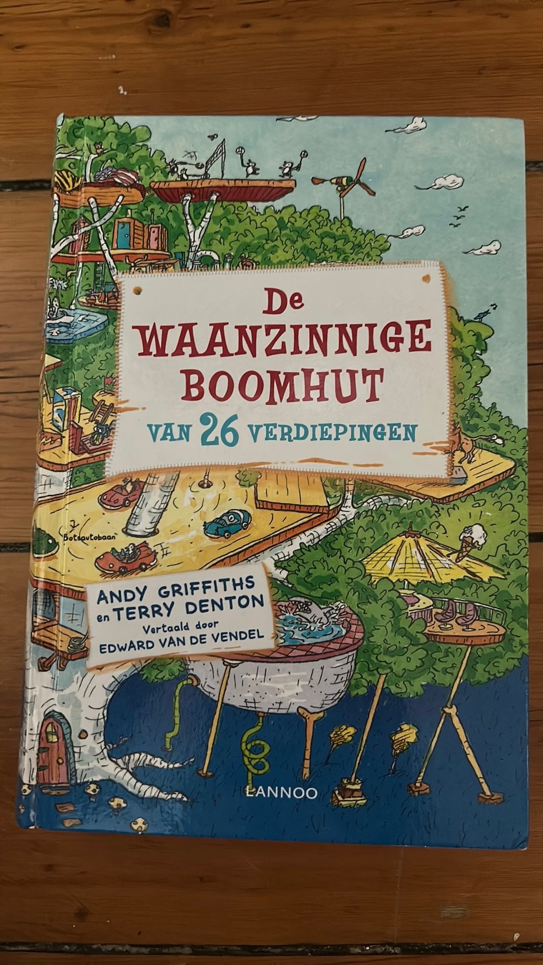 Andy Griffiths - De waanzinnige boomhut van 26 verdiepingen, Ophalen of Verzenden, Zo goed als nieuw