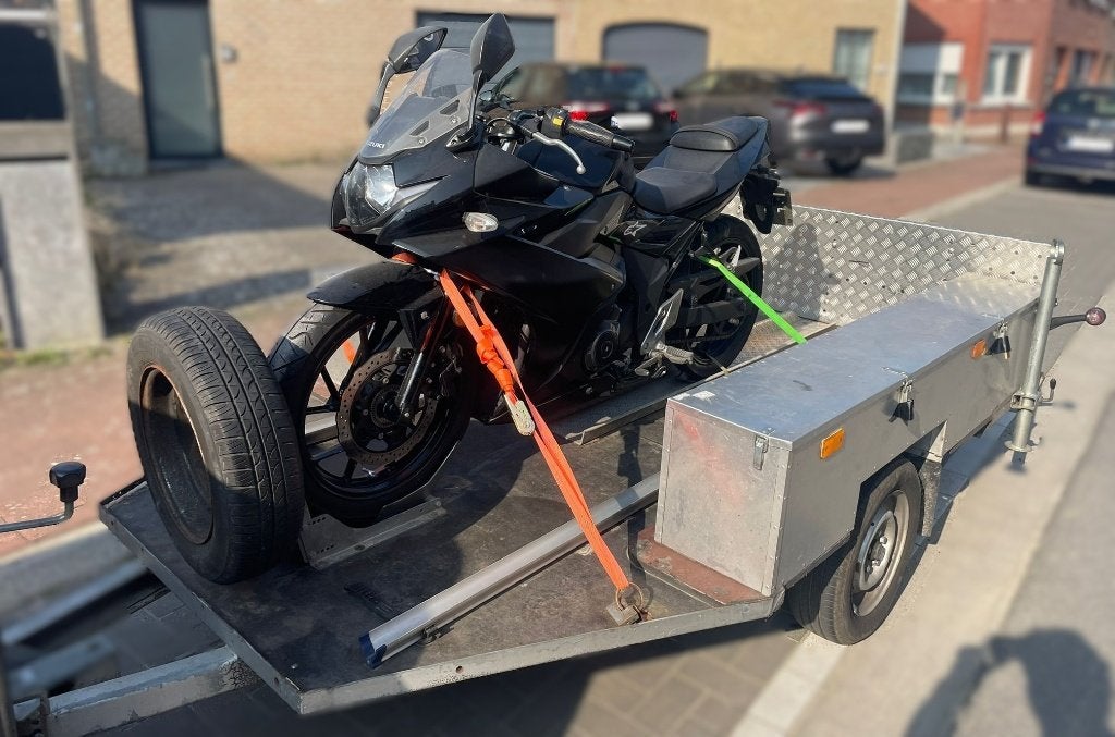 Motorremork Geremd, Ophalen, Zo goed als nieuw