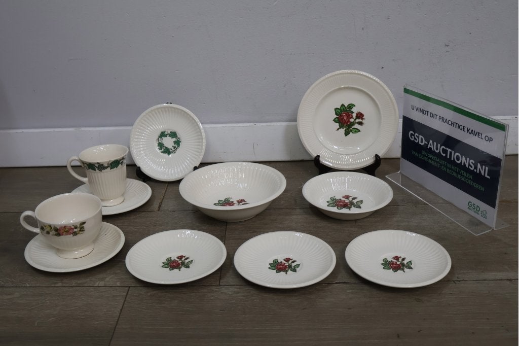 12-Delig Wedgwood Porseleinen Servies, Niet ingevuld, Niet ingevuld, Niet ingevuld