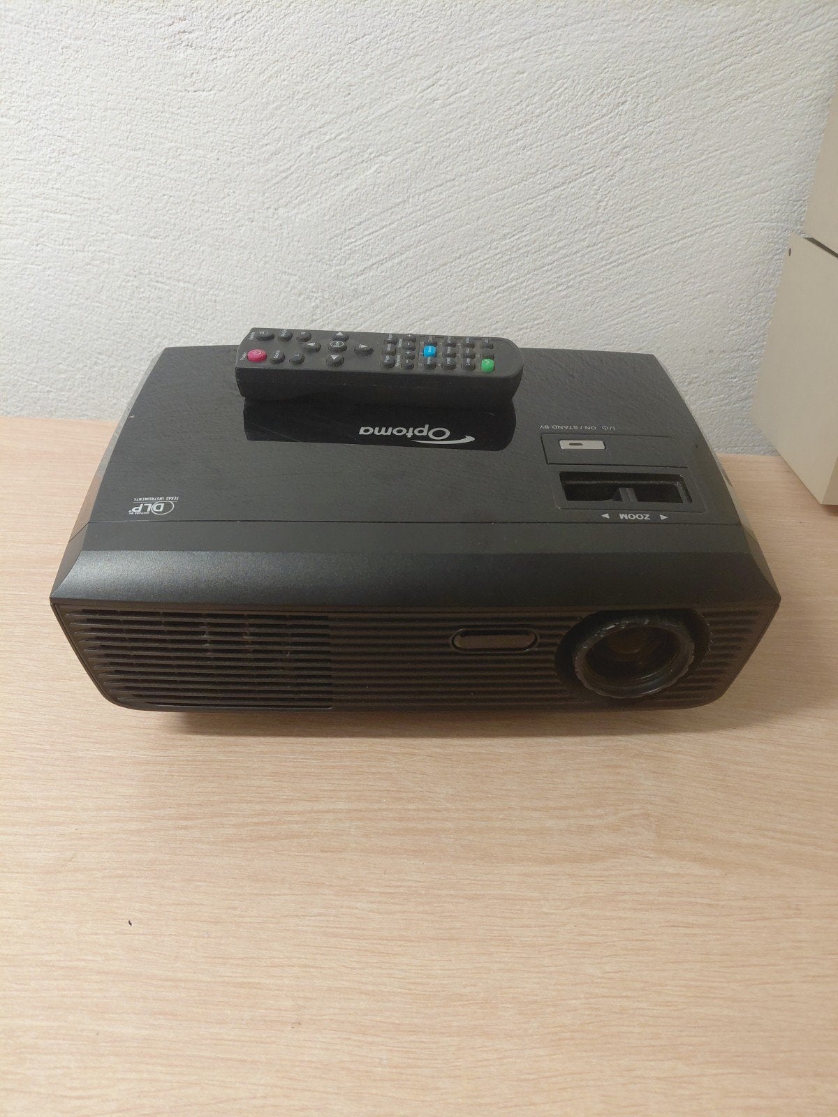 beamer optoma in goed staat, TV, Hi-fi & Vidéo, Enlèvement