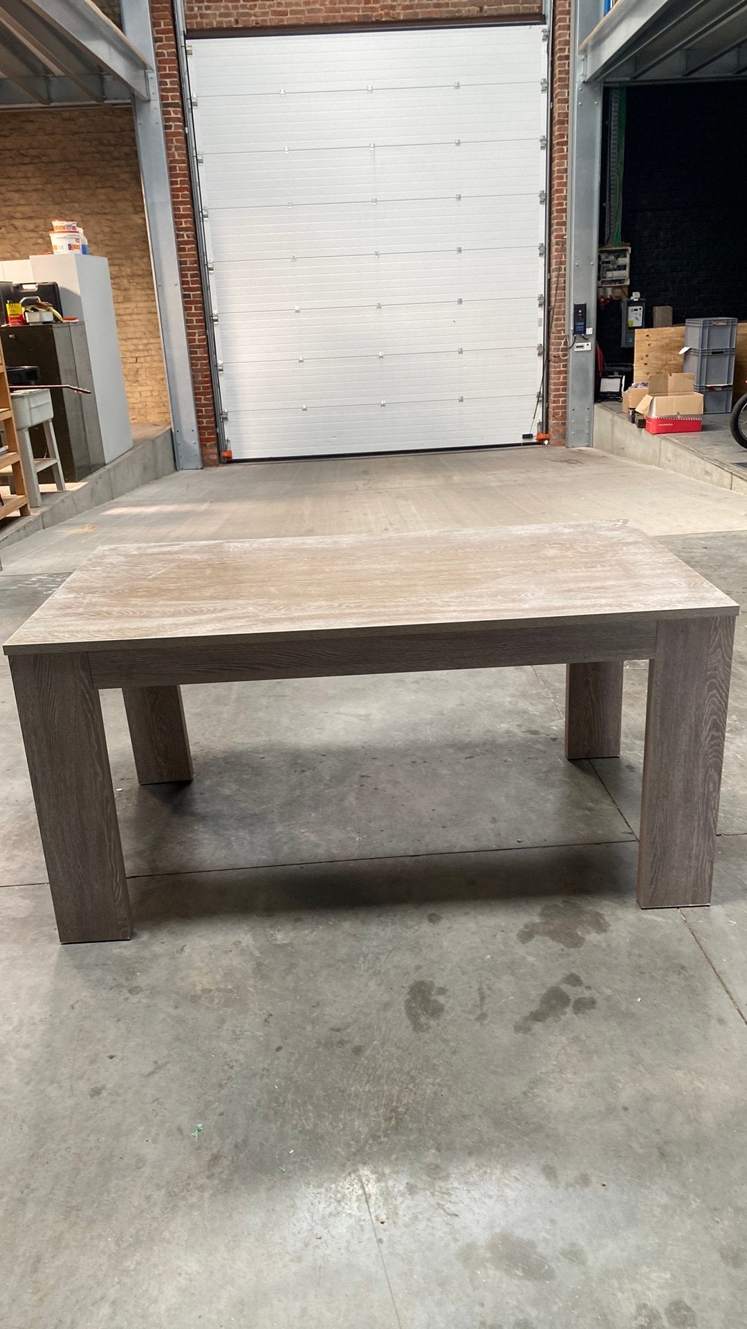 Tafel, Enlèvement