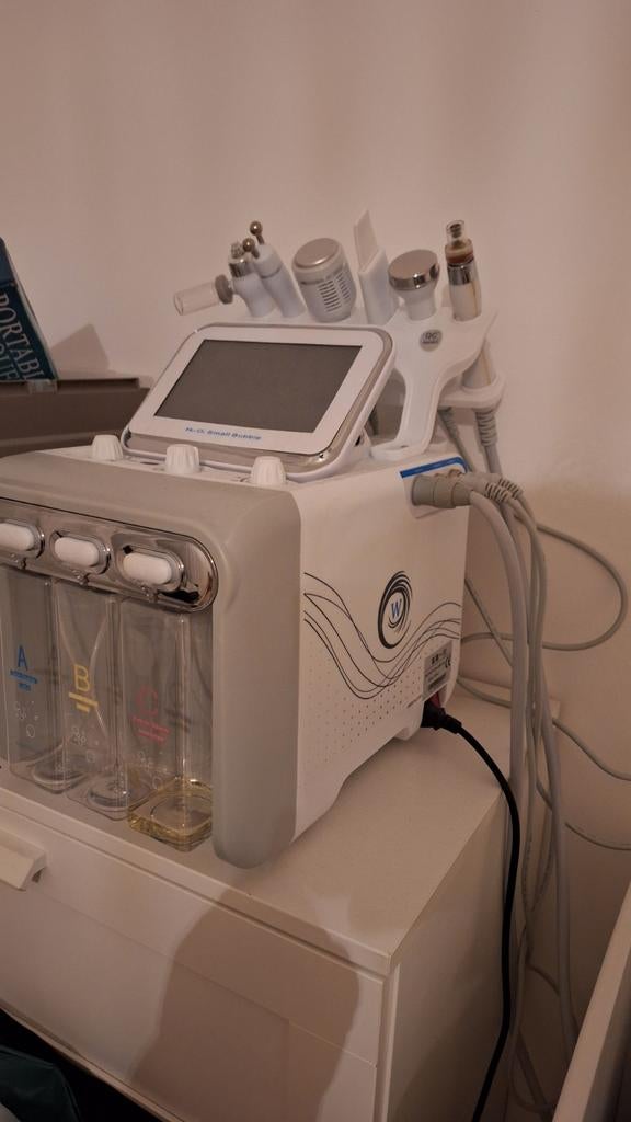 Hydrafacial, Enlèvement