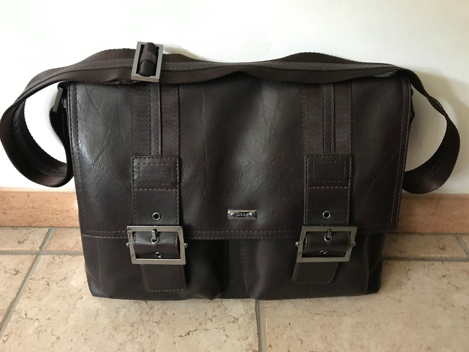 schoudertas van MEXX donkerbruin nieuw, Handtassen en Accessoires, Tassen | Schoudertassen, Ophalen of Verzenden