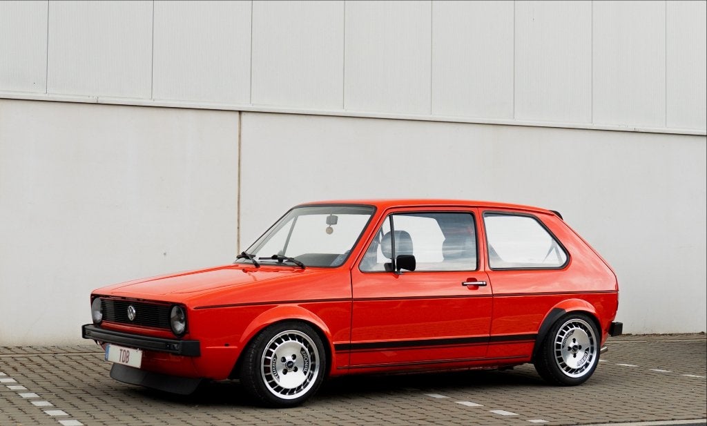 VW Golf MK1 1.5 JB (1983) | OEM+ GTI-look | 144.000 km, Auto's, Volkswagen, Voorwielaandrijving, Zwart, Sound system, Handgeschakeld