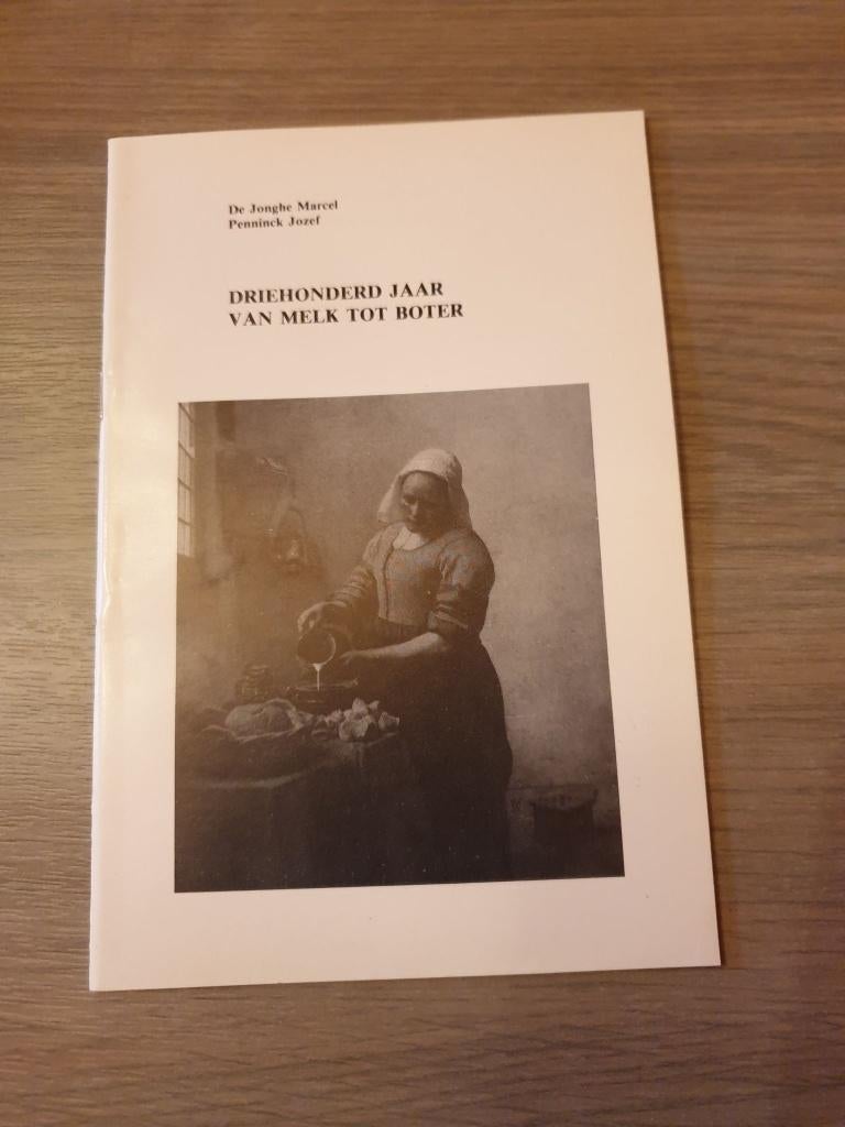 AMBACHTEN LANDBOUW GEREEDSCHAP 300 jaar van melk tot boter., Boeken, Ophalen of Verzenden, Zo goed als nieuw