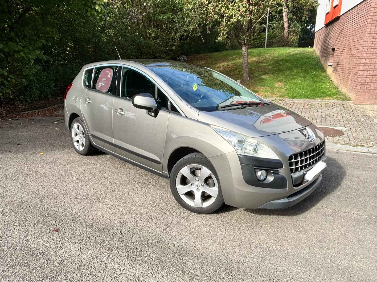 Peugeot 3008 1.6 essence Prête à immatriculer, Achat, 110 kW, 2020 kg, 5 portes