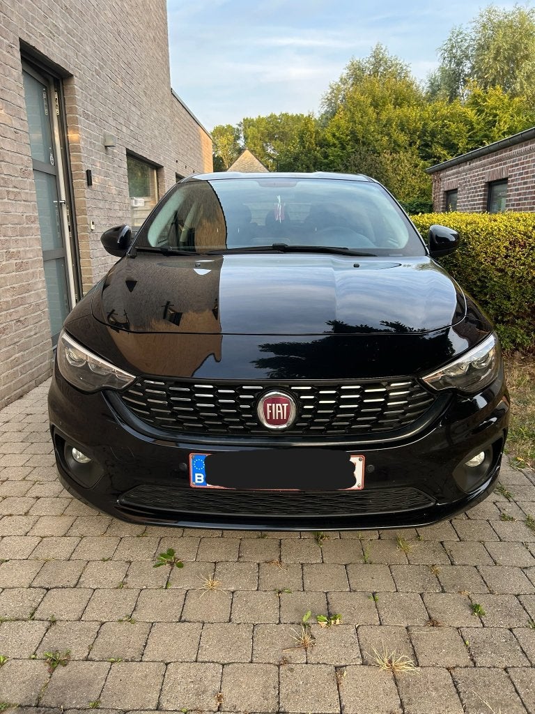 Fiat Tipo Hatchback – 76.000 km – Zeer goed onderhouden, Auto's, Fiat, Voorwielaandrijving, Stof, Euro 6, Zwart