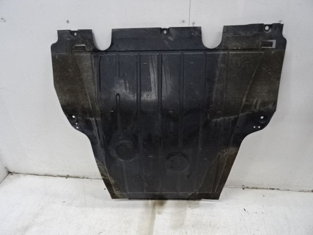 CACHE SOUS MOTEUR Renault Clio IV (5R) (01-2012/08-2021), Renault, Mevr. I. Hauben, Utilisé, Rue de l'Espoir 34 34
4030  GRIVEGNÉE, BE