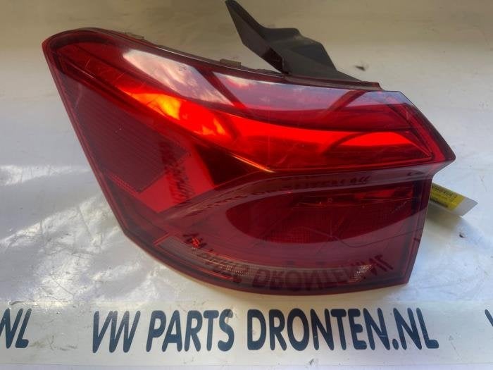 Achterlicht links van een Volkswagen T-Roc, Gebruikt, -, Volkswagen, -
