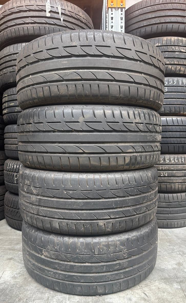 2254019 225/40/19 225/40R19 zomerbanden merk Bridgestone, Ophalen