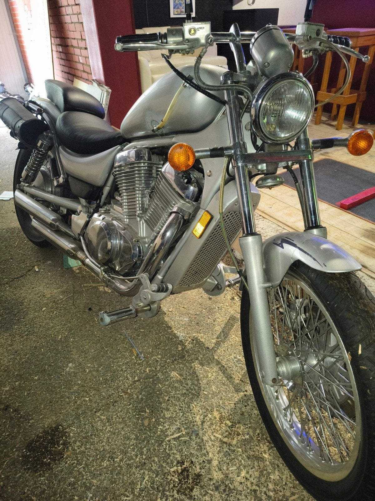 Suzuki intruder 750, Particulier
