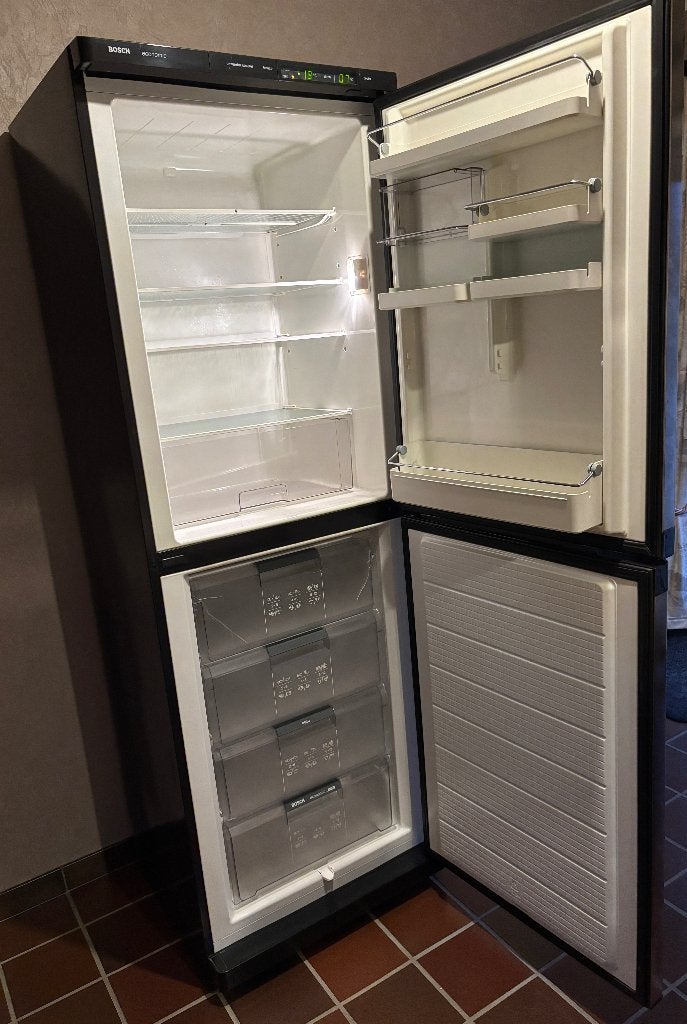Bosch frigo Silver Tower, Elektronische apparatuur, Ophalen, Gebruikt, 200 liter of meer, 60 cm of meer