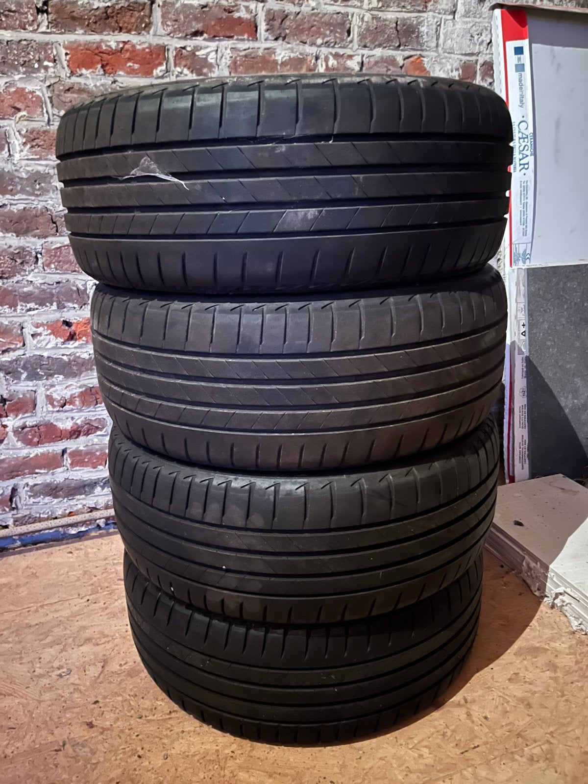 225/45/R18 Bridstone banden, Autos : Pièces & Accessoires, Pneus & Jantes, Enlèvement, Pneus été, Pneu(s)