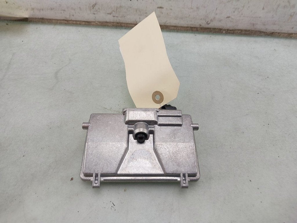 CAMERA AVANT Volkswagen Tiguan (AD1) (01-2016/04-2024), Robert Bosch AG, Volkswagen, Utilisé, Robert-Bosch-Allee 1
74232  Abstatt, DE