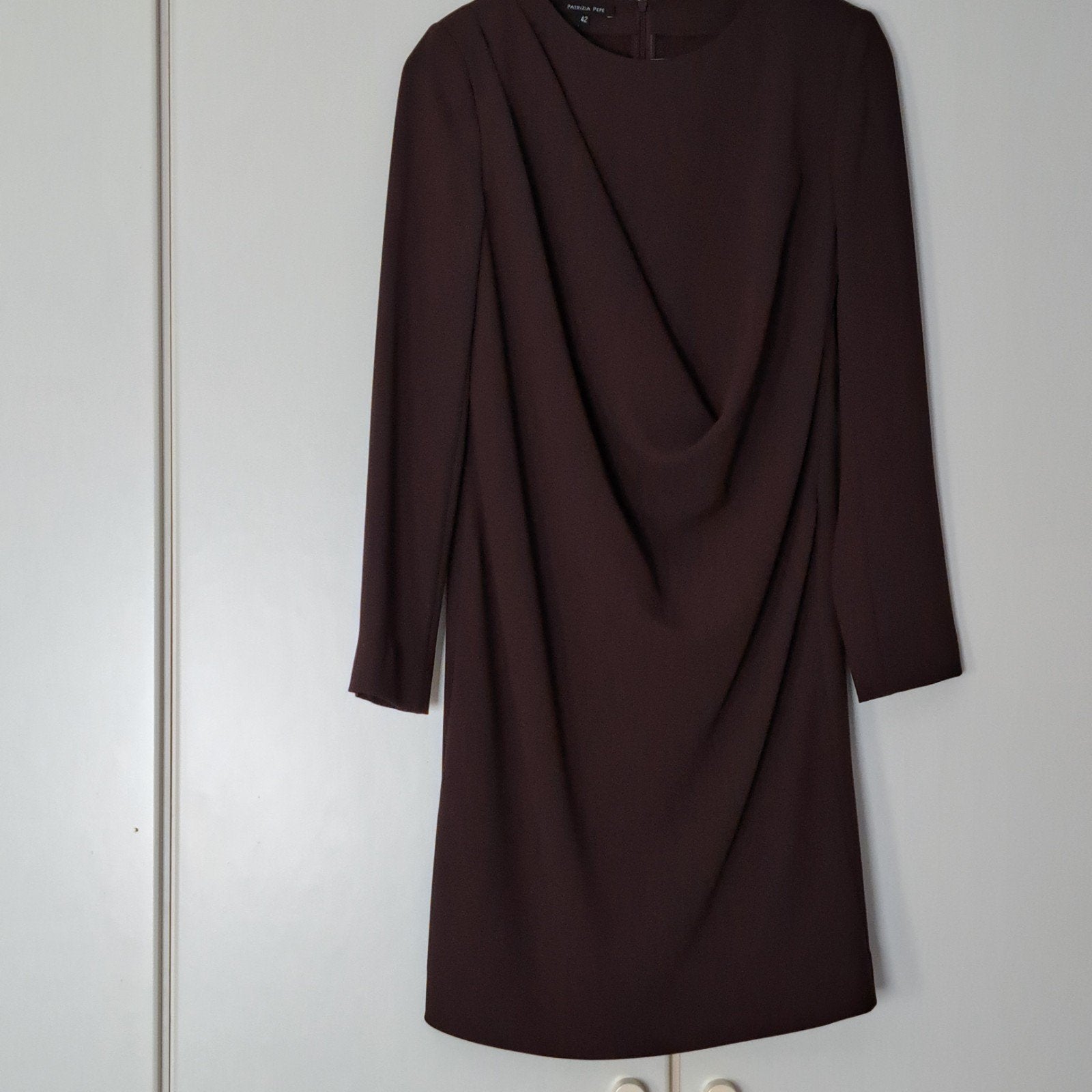 Nieuwe Patricia Pepe gedrapeerde jurk maat 42, Kleding | Dames, Jurken, Ophalen of Verzenden, Nieuw, Maat 36 (S), Bruin