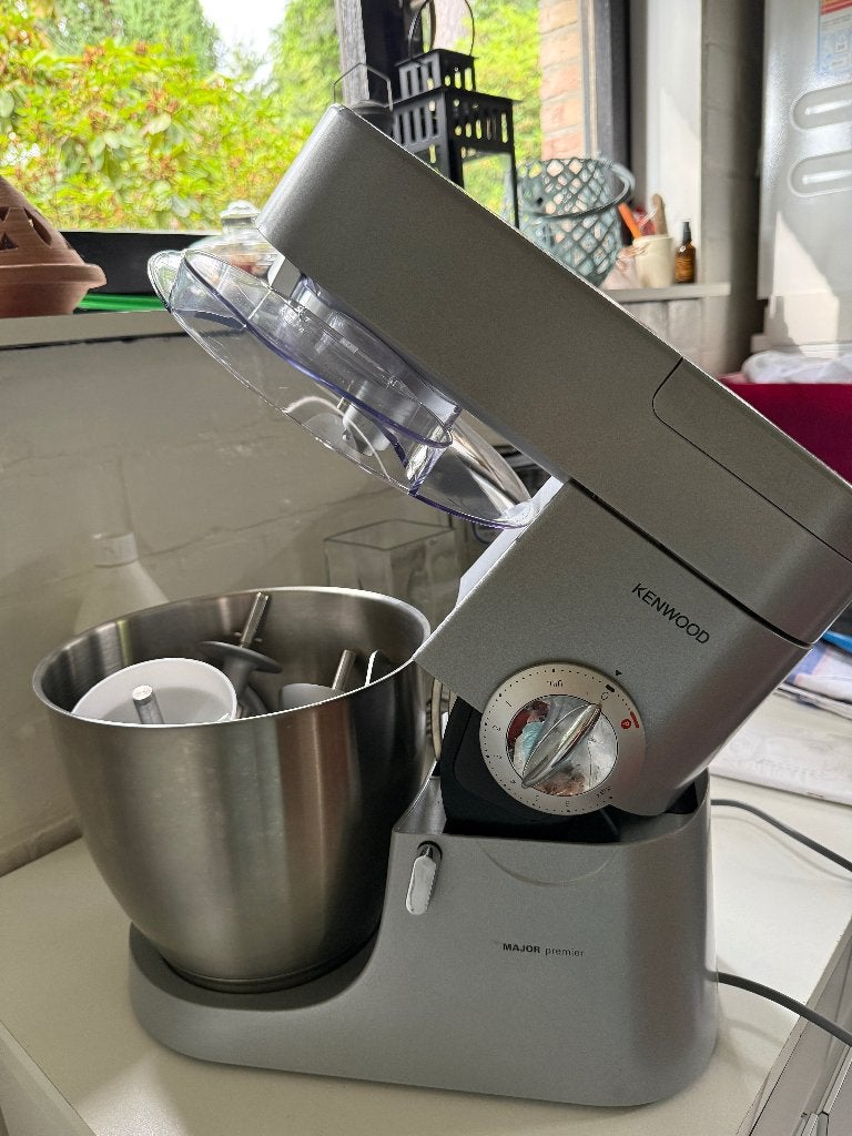 Keukenrobot Kenwood Major, Elektronische apparatuur, Ophalen, Zo goed als nieuw, Vaatwasserbestendig, 3 snelheden of meer