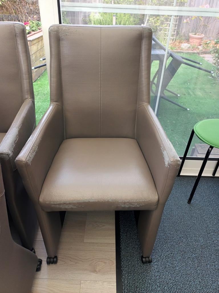 GRATIS Zetelstoelen op wieltjes, Huis en Inrichting, Stoelen, Ophalen