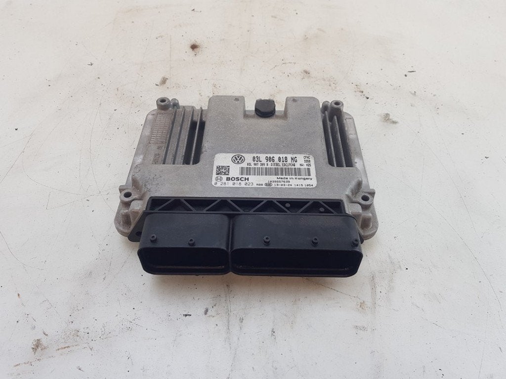 COMPUTER MOTOR Volkswagen Caddy III (2KA,2KH,2CA,2CH), Robert Bosch AG, Gebruikt, Volkswagen, Robert-Bosch-Allee 1
74232  Abstatt, DE