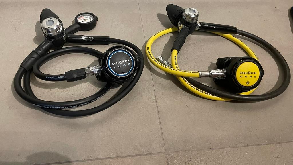 Ontspanner Aqualung Core 2x eerste trap DIN 300bar, Watersport en Boten, Ophalen of Verzenden, Zo goed als nieuw