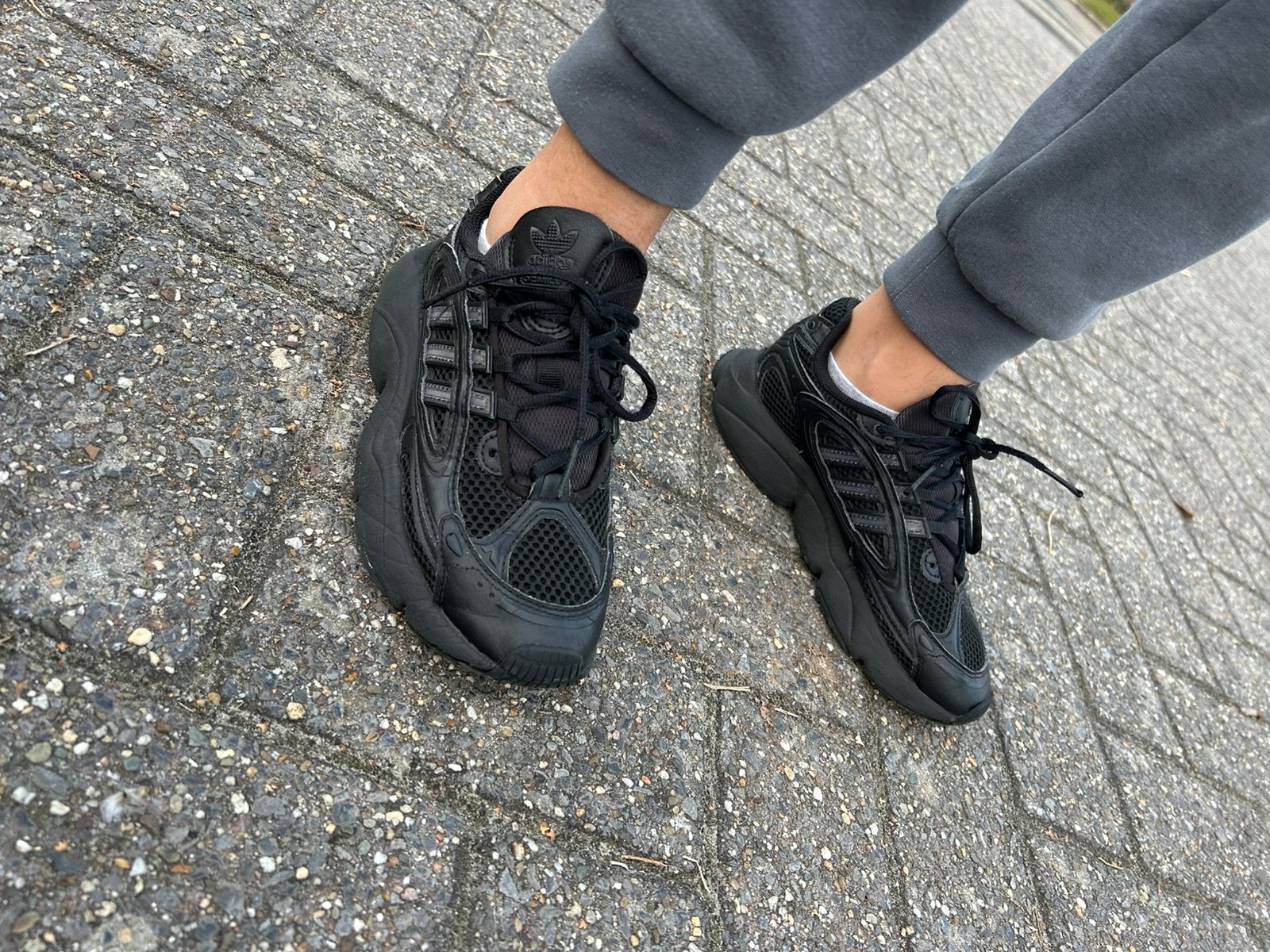 Adidas schoenen, Verzenden, Zwart, Sneakers, Gedragen