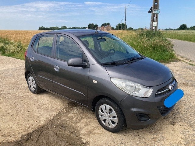 Hyndai I10 bwj. 2013, Autos, Hyundai, Achat, 50 kW, Boîte manuelle, Noir