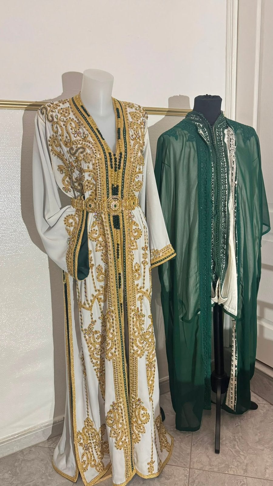 Caftan et jabador, Enlèvement, Comme neuf