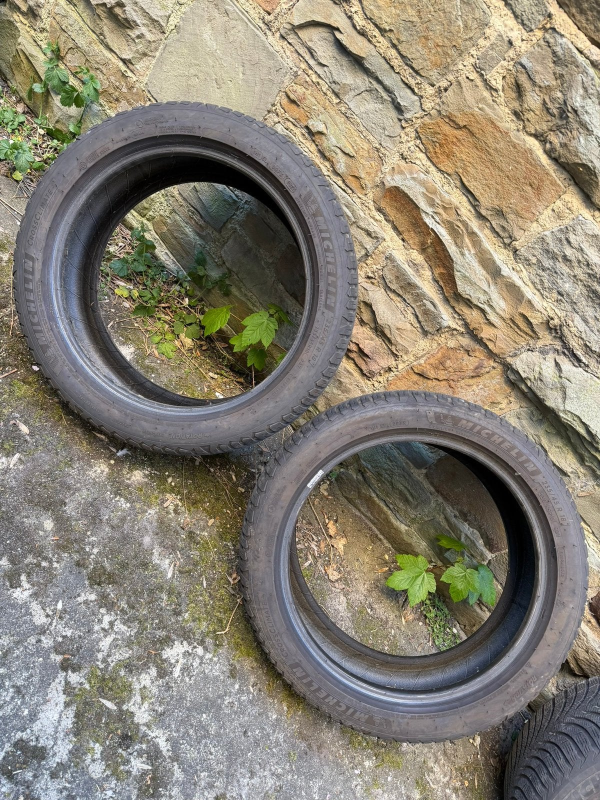Paire de Pneus Michelin CrossClimate 2 - 235/45 R18 98Y XL, Autos : Pièces & Accessoires, Pneus & Jantes, Pneu(s), 18 pouces, Utilisé