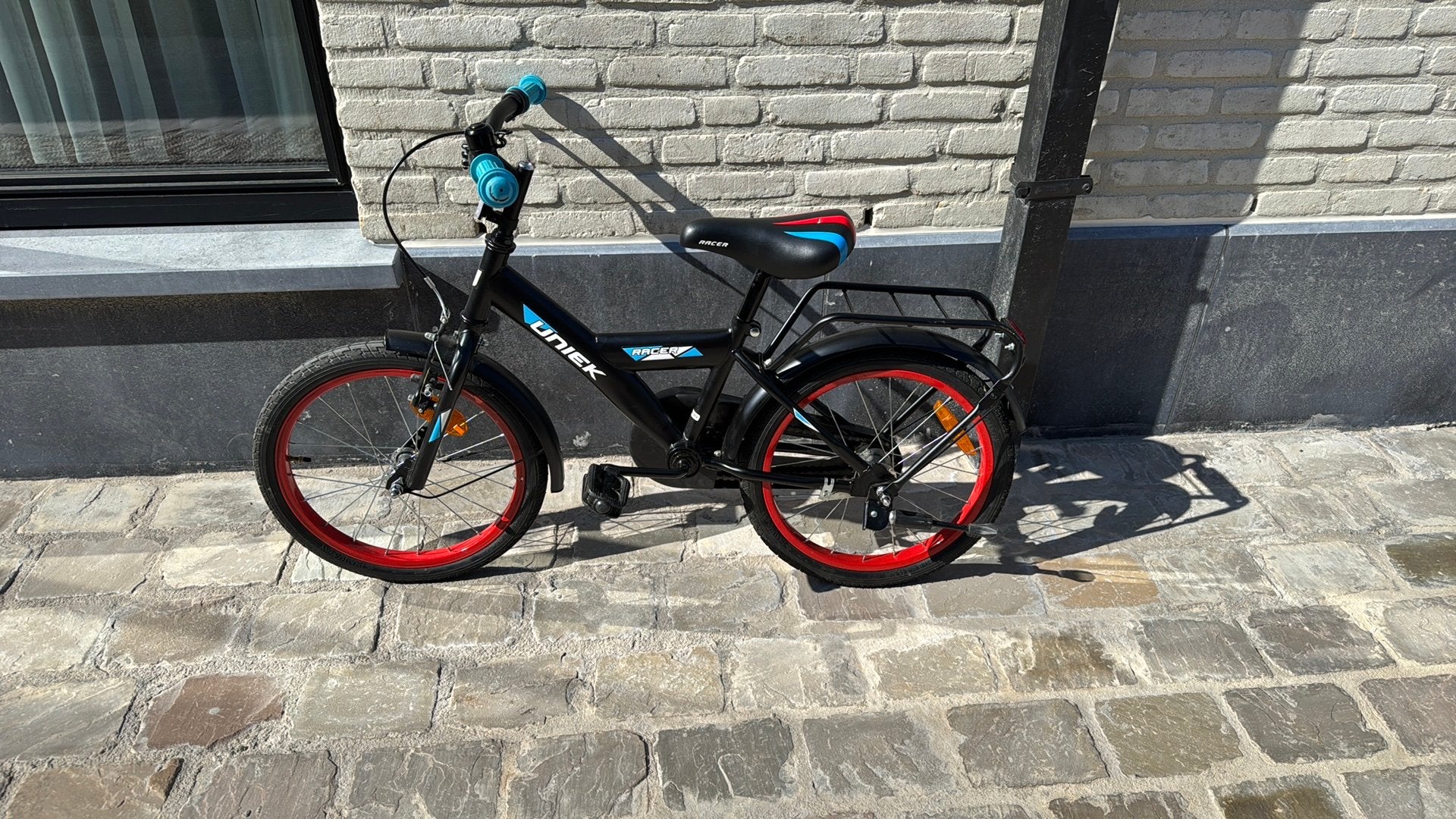 Jongensfiets 18 inch, Fietsen en Brommers, Brommers | Crossbrommers, Ophalen, Zo goed als nieuw