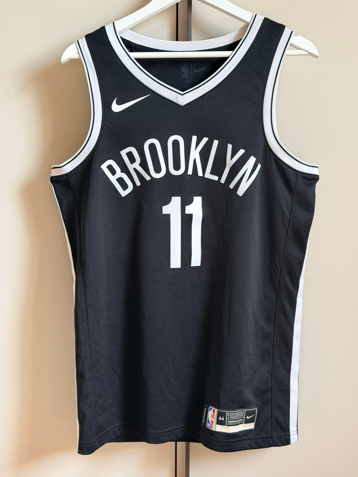 Maillot de Bastket NBA authentique taille M comme neuf !, Sports & Fitness, Enlèvement ou Envoi, Comme neuf